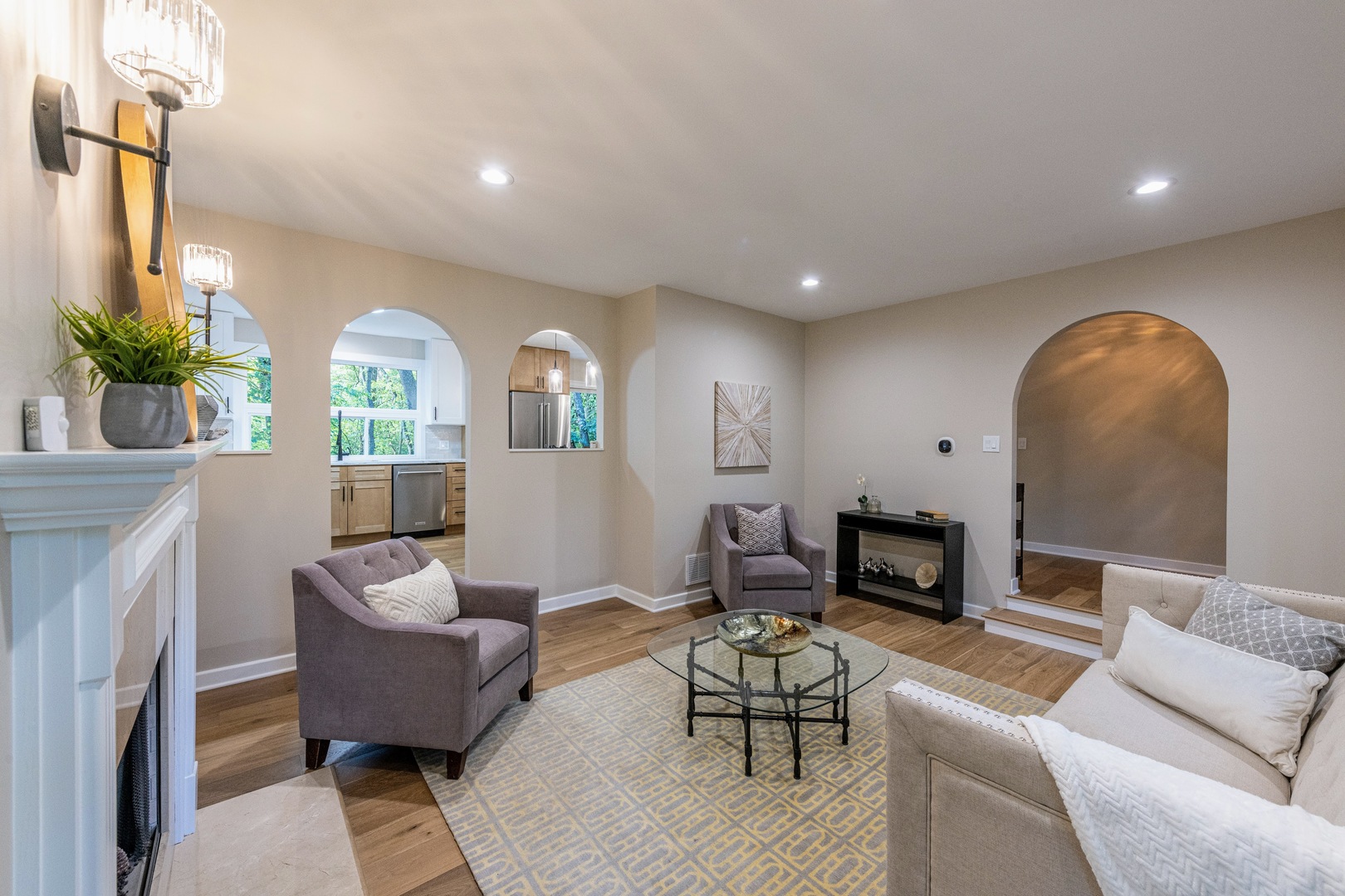 21W405 WALNUT Road, Glen Ellyn, IL 60137