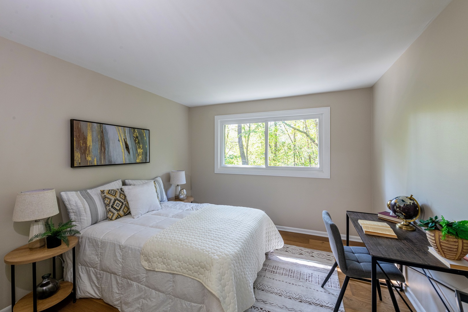 21W405 WALNUT Road, Glen Ellyn, IL 60137