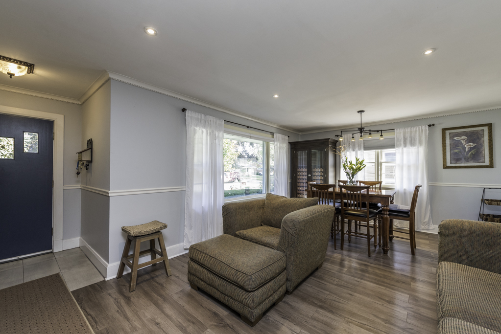 2232 Walnut Street, Waukegan, IL 60087