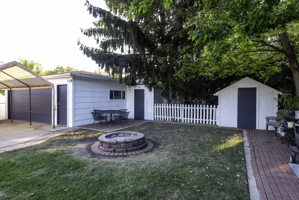 2232 Walnut Street, Waukegan, IL 60087