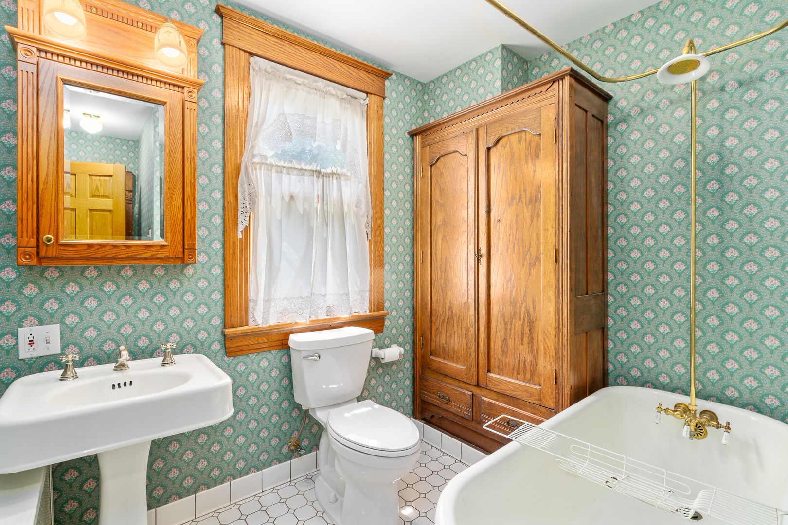 311 Nicholson Street, Joliet, IL 60435