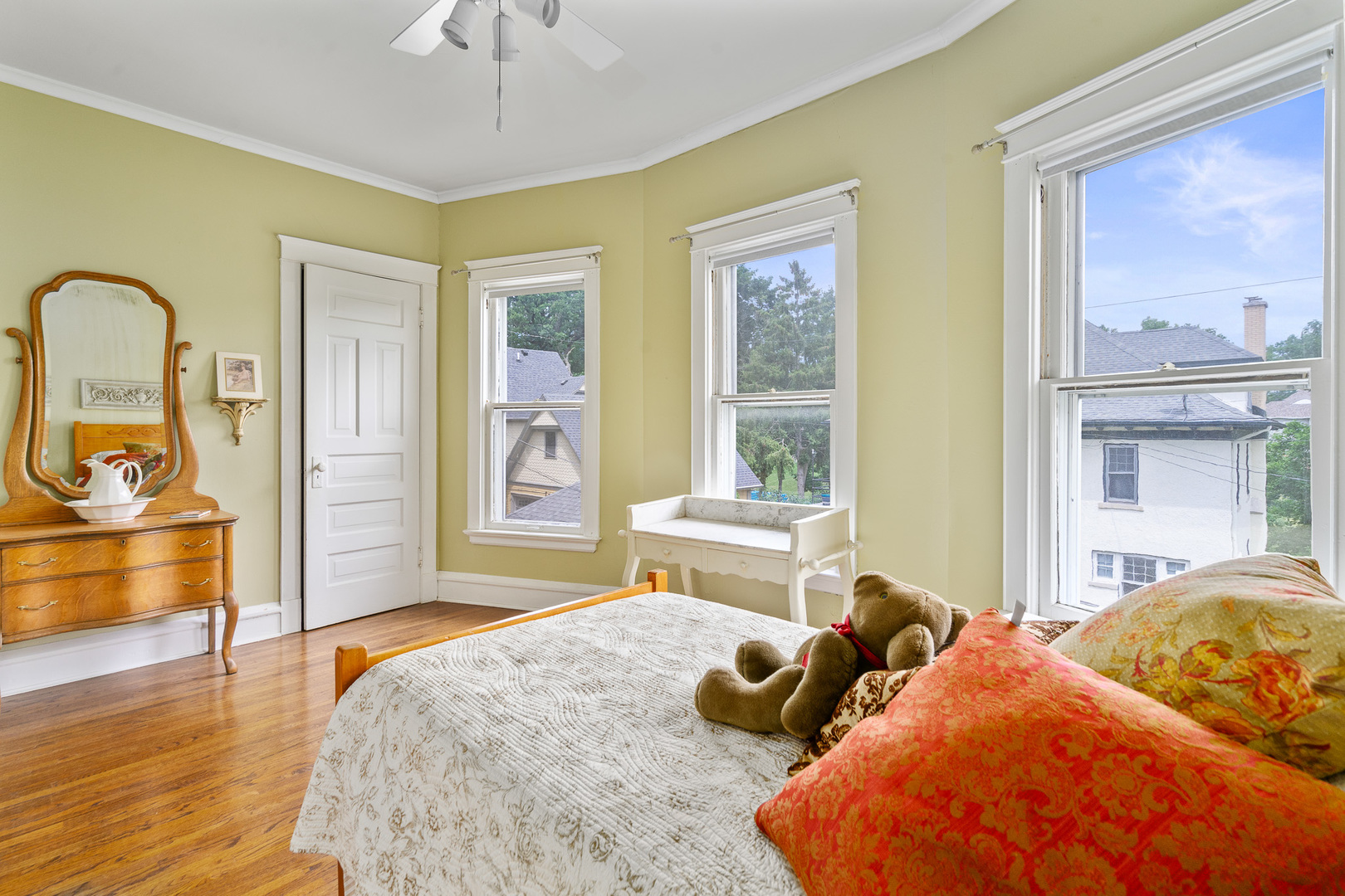 311 Nicholson Street, Joliet, IL 60435