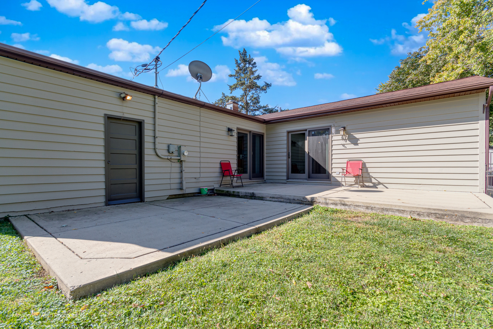 98 Glendale Road, Buffalo Grove, IL 60089