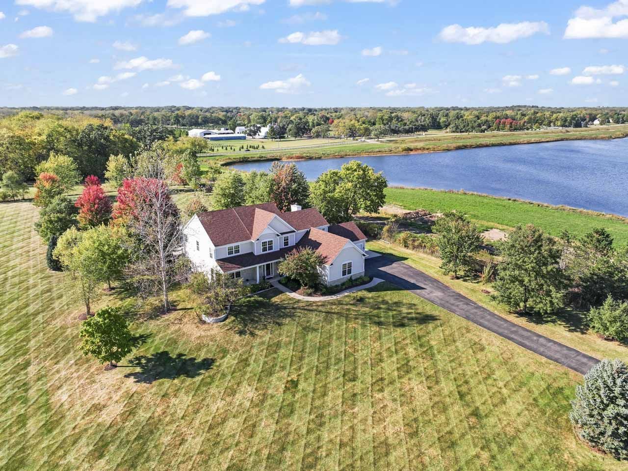 9307 Daniel Lane, Spring Grove, IL 60081