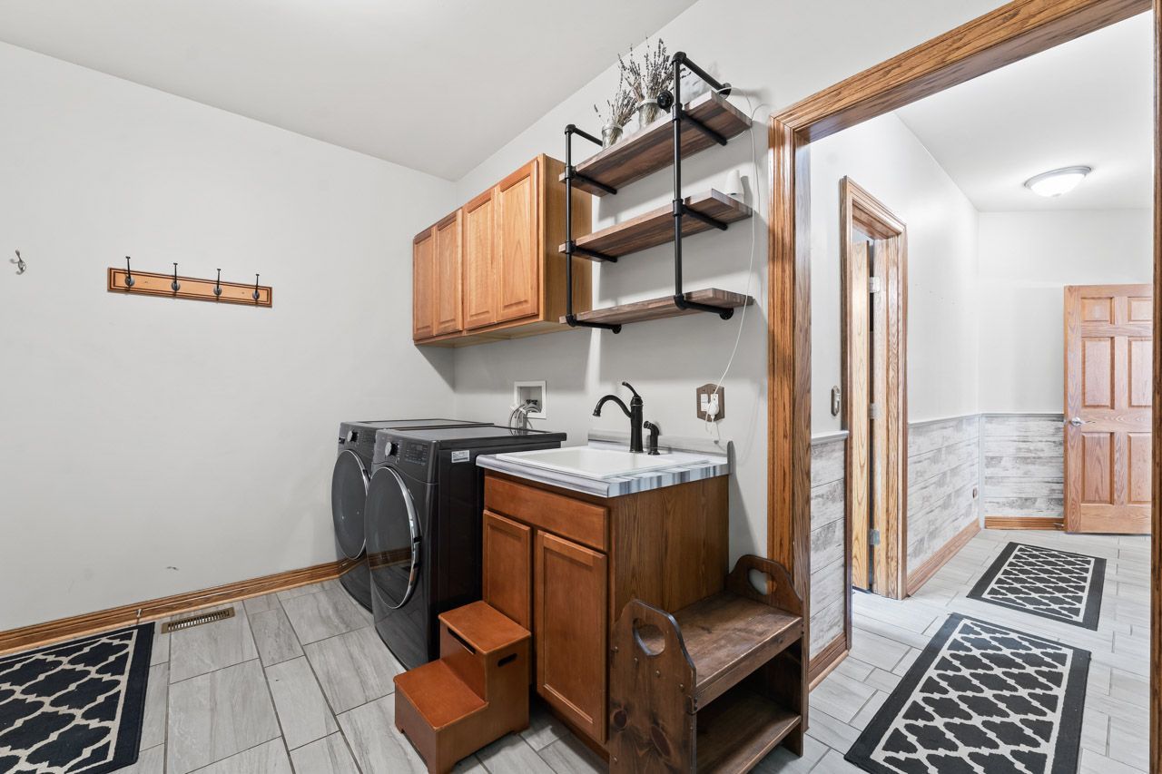 9307 Daniel Lane, Spring Grove, IL 60081