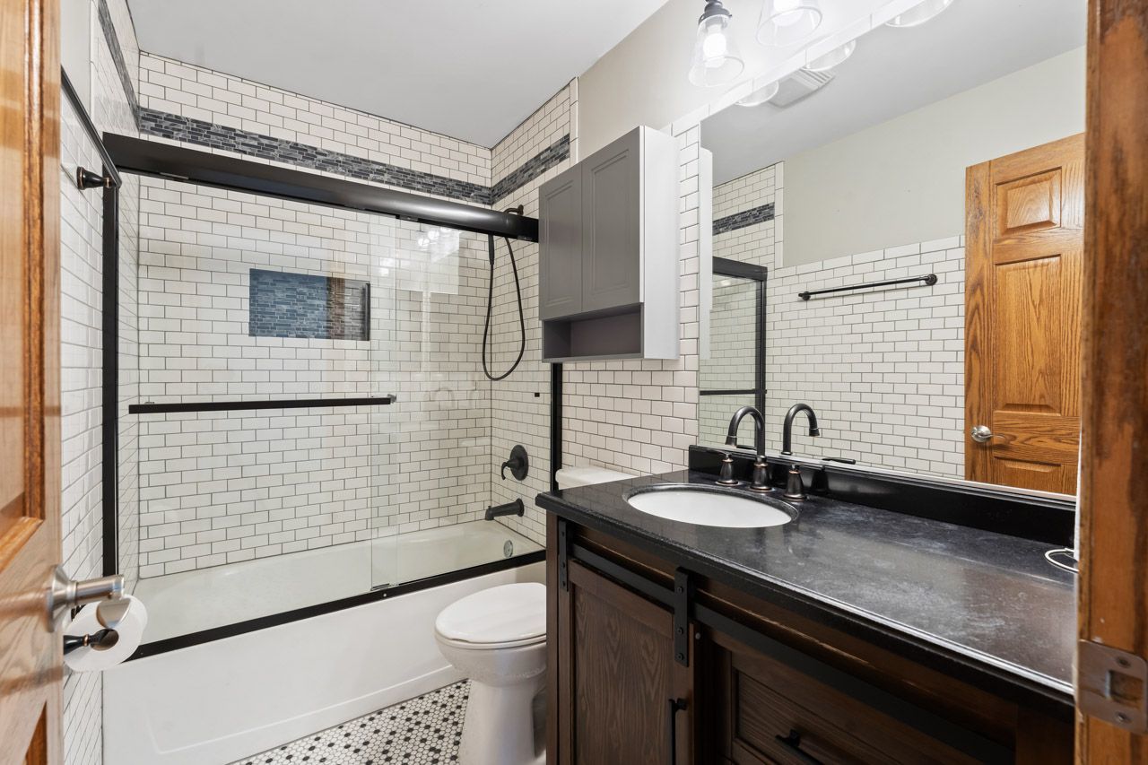 9307 Daniel Lane, Spring Grove, IL 60081