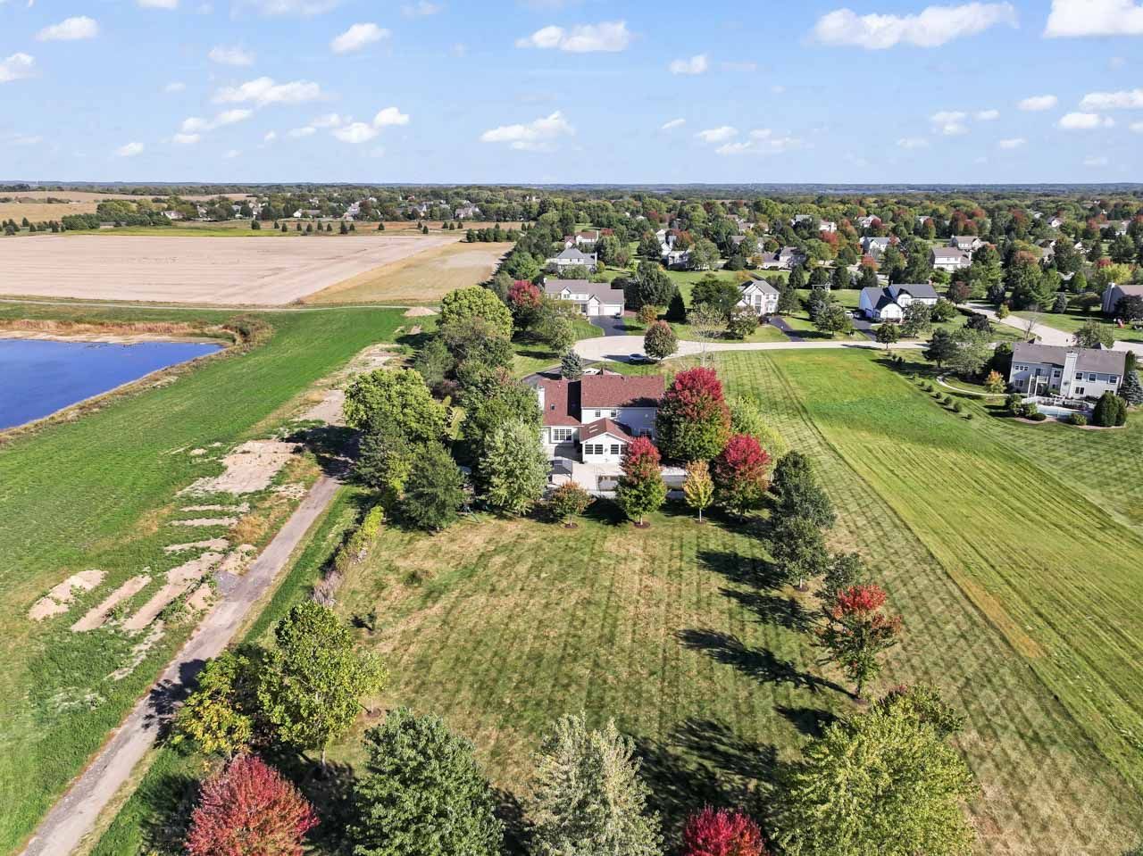 9307 Daniel Lane, Spring Grove, IL 60081