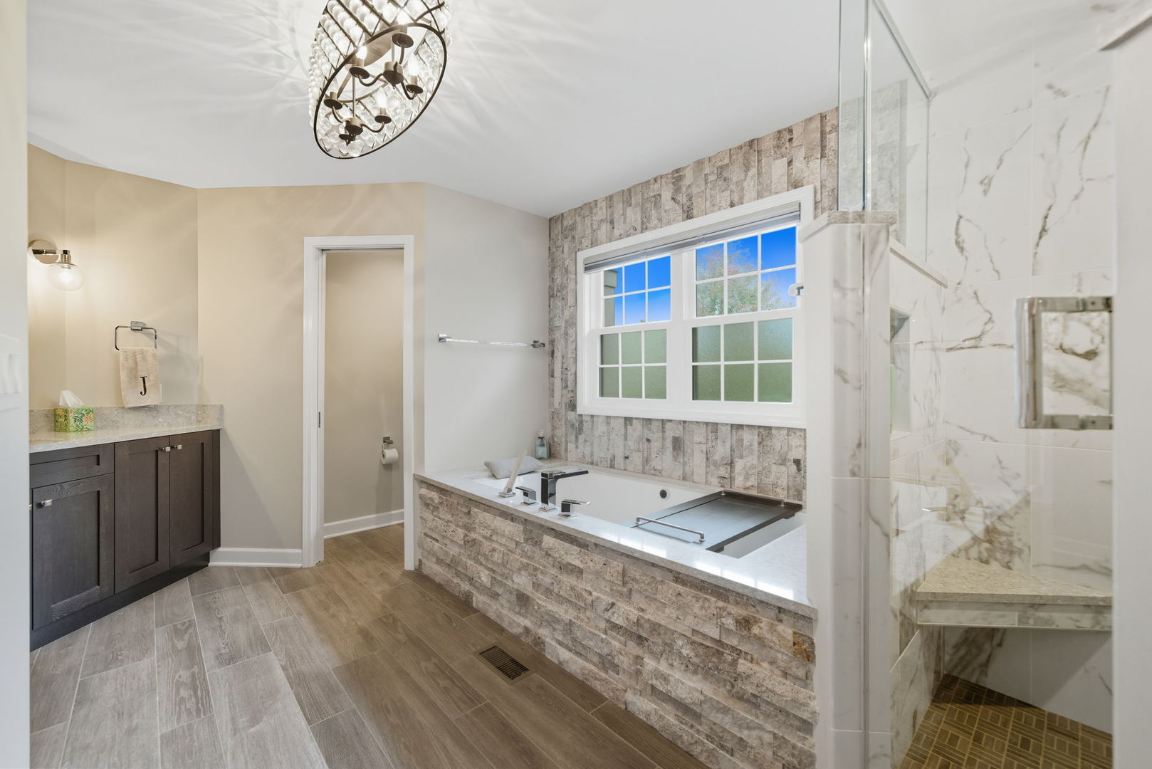 1545 Steeplechase Court, Green Oaks, IL 60048