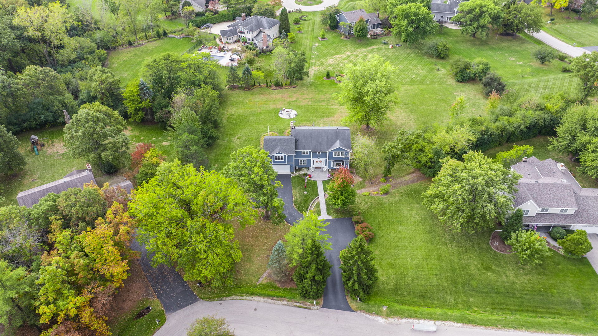 1545 Steeplechase Court, Green Oaks, IL 60048