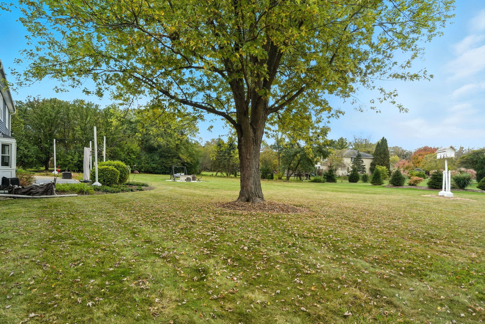 1545 Steeplechase Court, Green Oaks, IL 60048