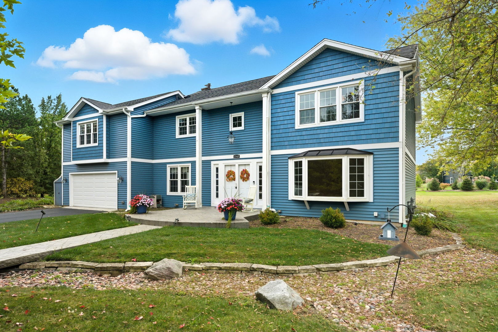 1545 Steeplechase Court, Green Oaks, IL 60048