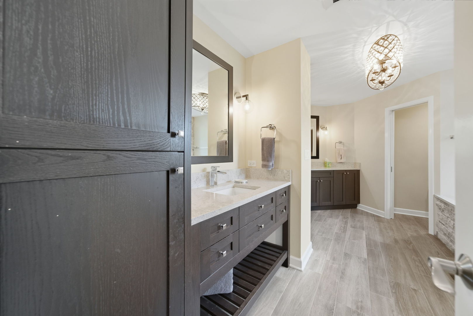 1545 Steeplechase Court, Green Oaks, IL 60048