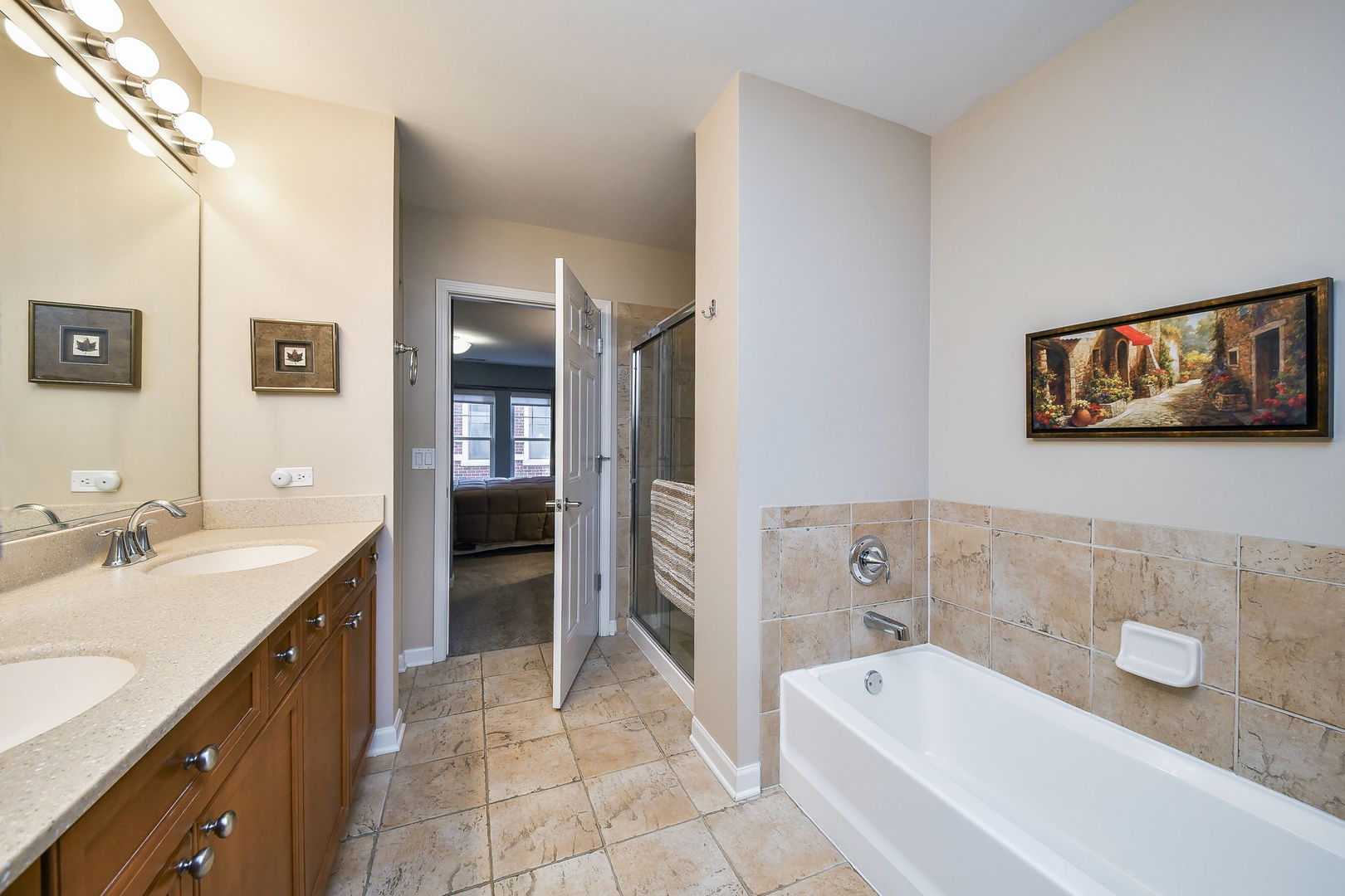 255 E Liberty Drive #302, Wheaton, IL 60187
