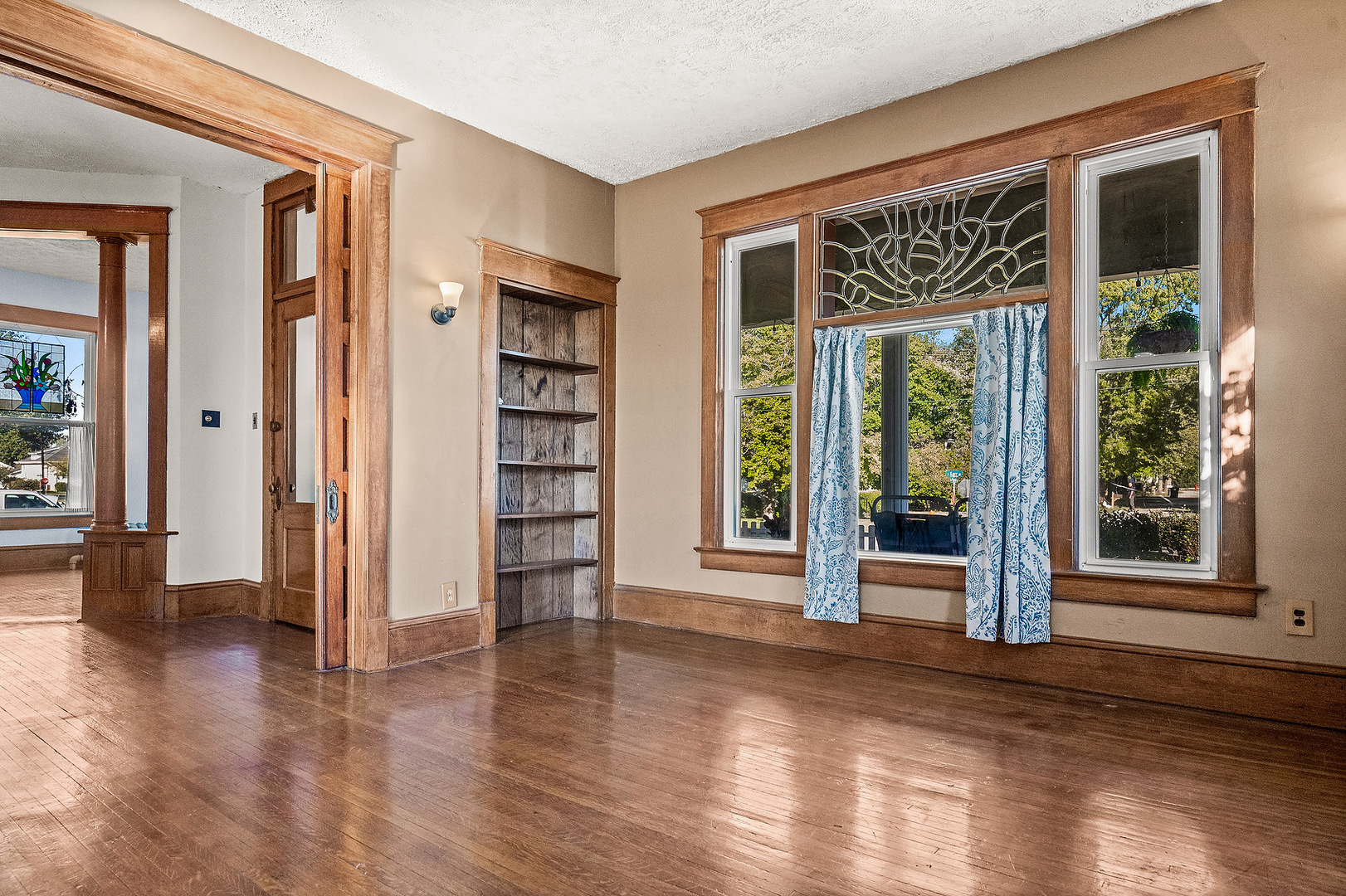 111 S Karr Street, Heyworth, IL 61745