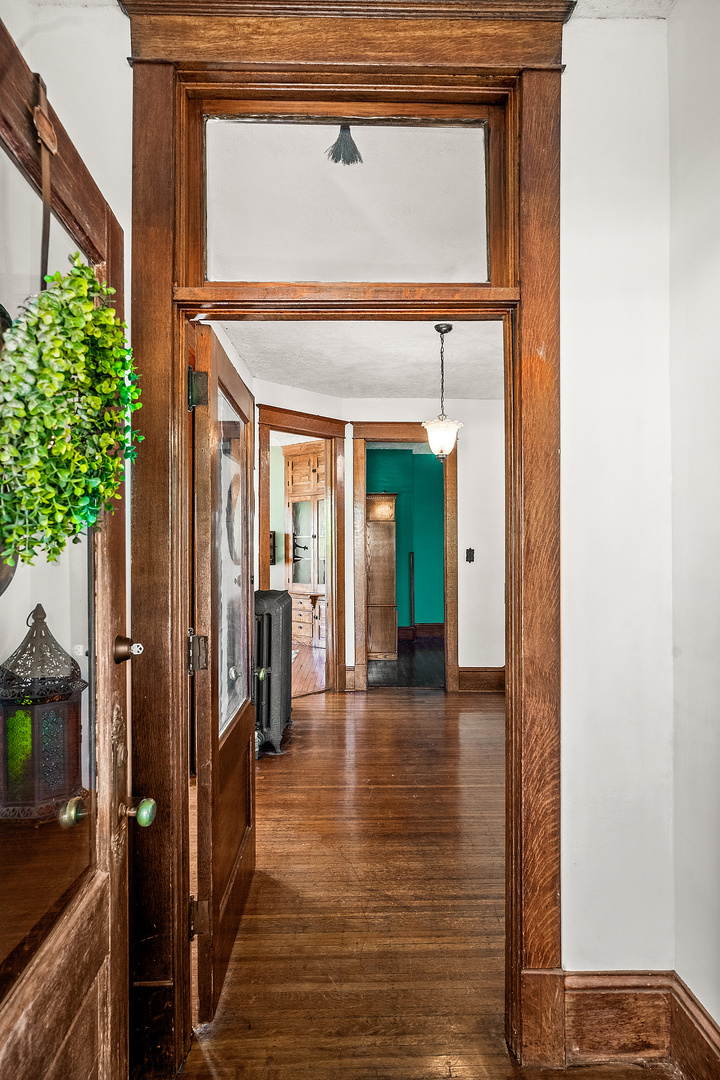 111 S Karr Street, Heyworth, IL 61745