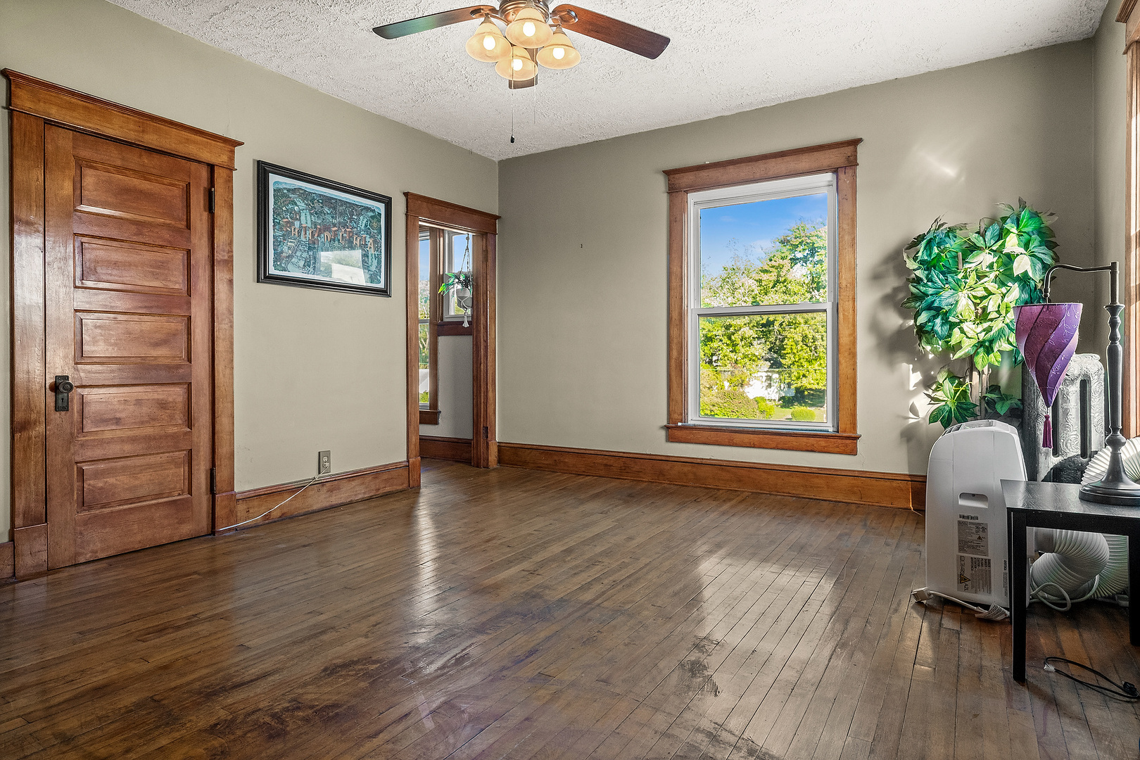 111 S Karr Street, Heyworth, IL 61745