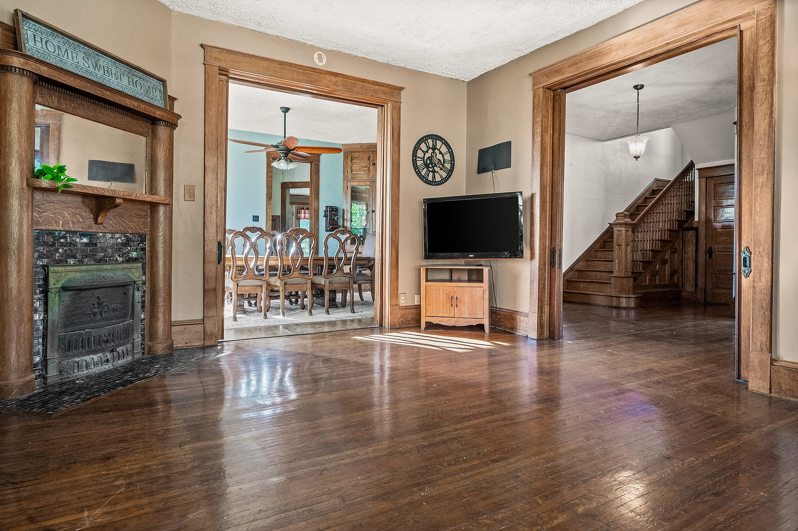 111 S Karr Street, Heyworth, IL 61745