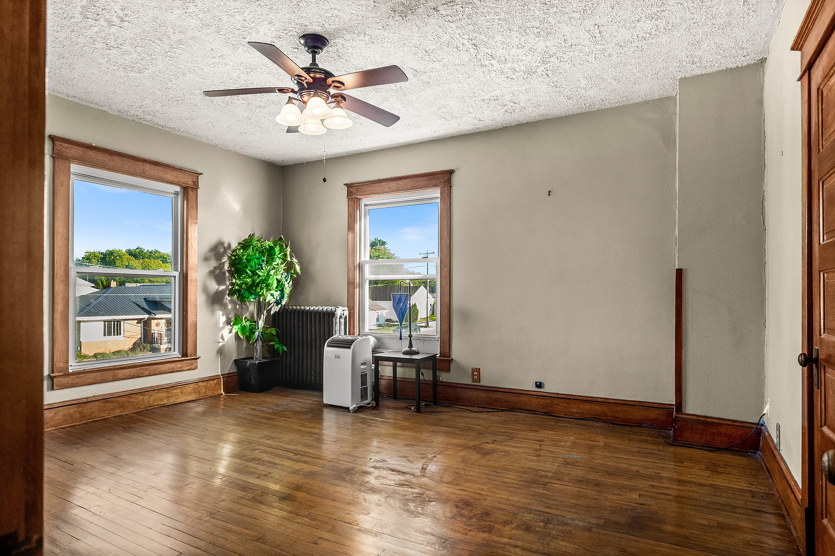 111 S Karr Street, Heyworth, IL 61745