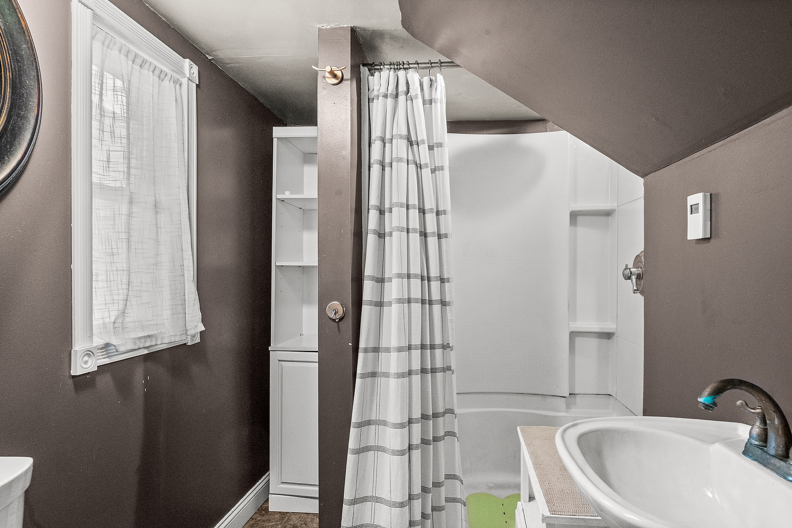 111 S Karr Street, Heyworth, IL 61745