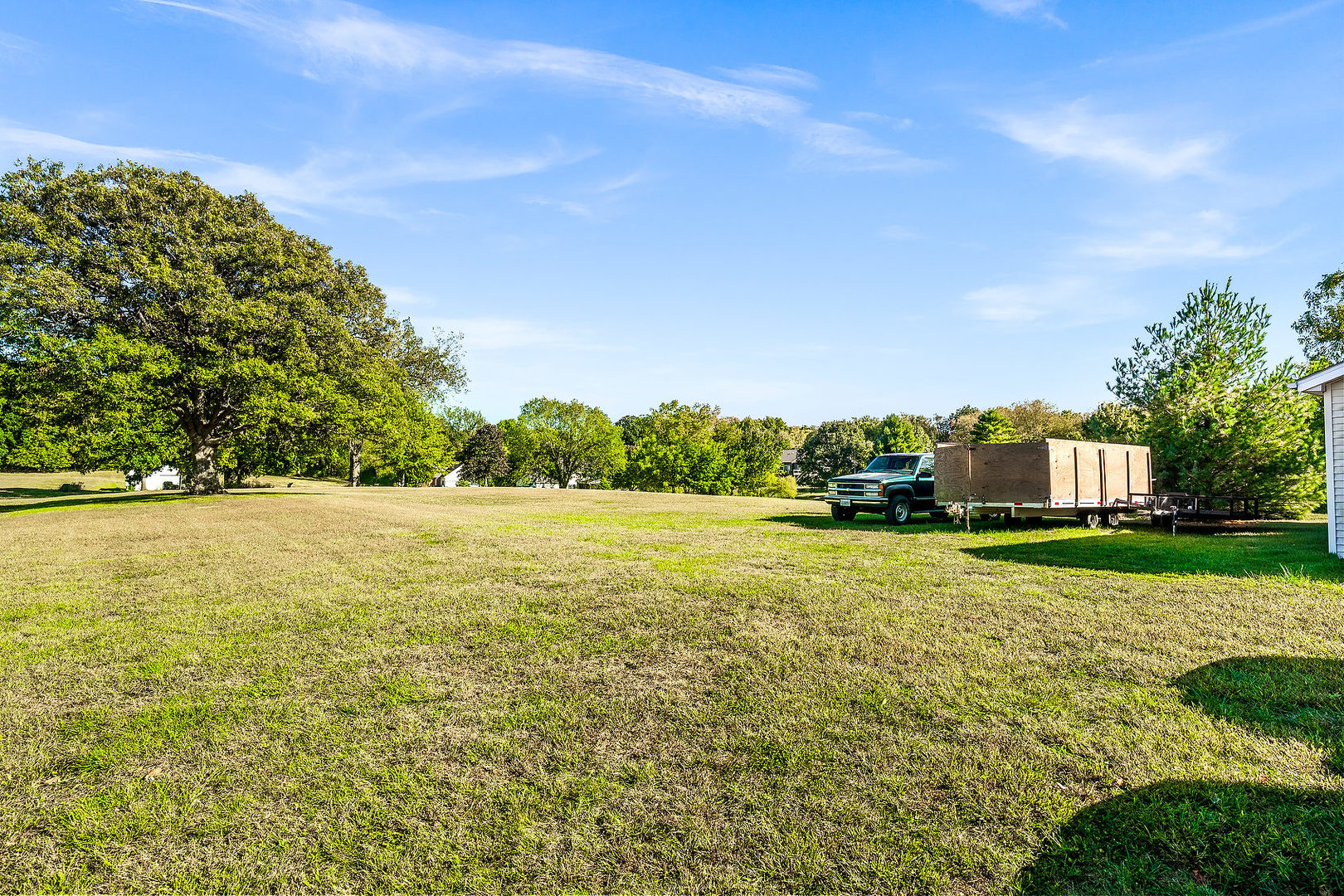 14345 N 900 East Road, Bloomington, IL 61705
