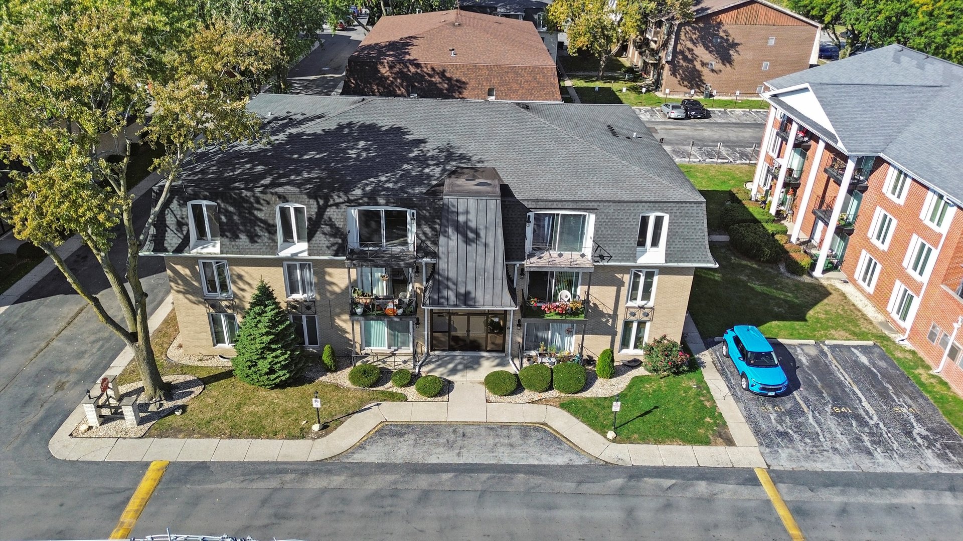 10308 Circle Drive #301, Oak Lawn, IL 60453