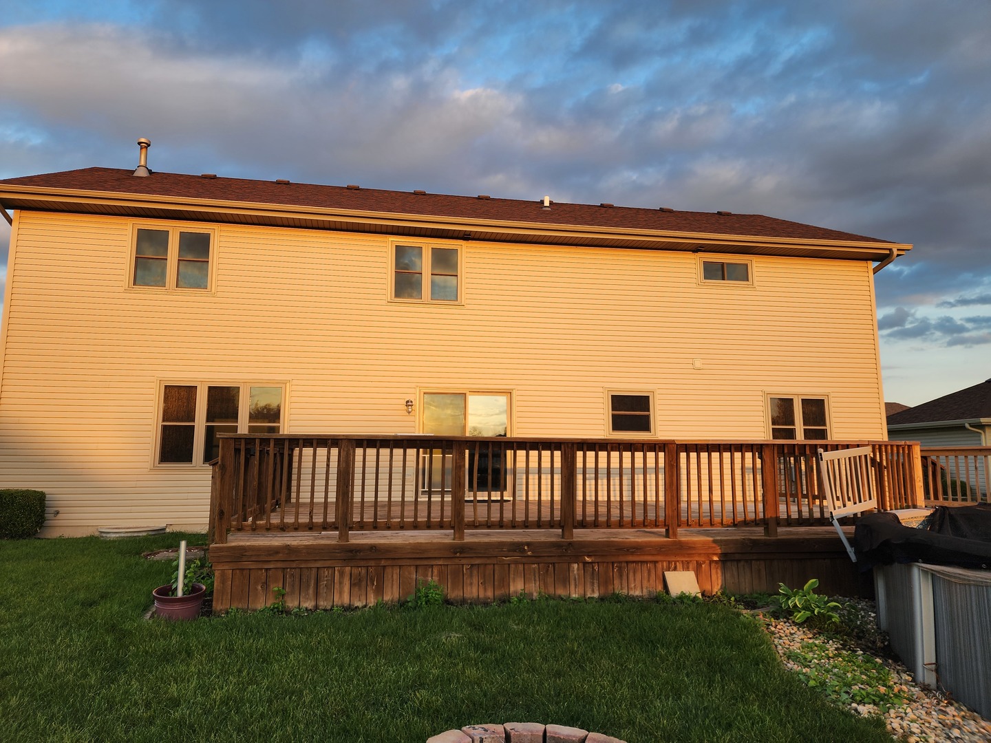 1009 Southcreek Drive, Manteno, IL 60950