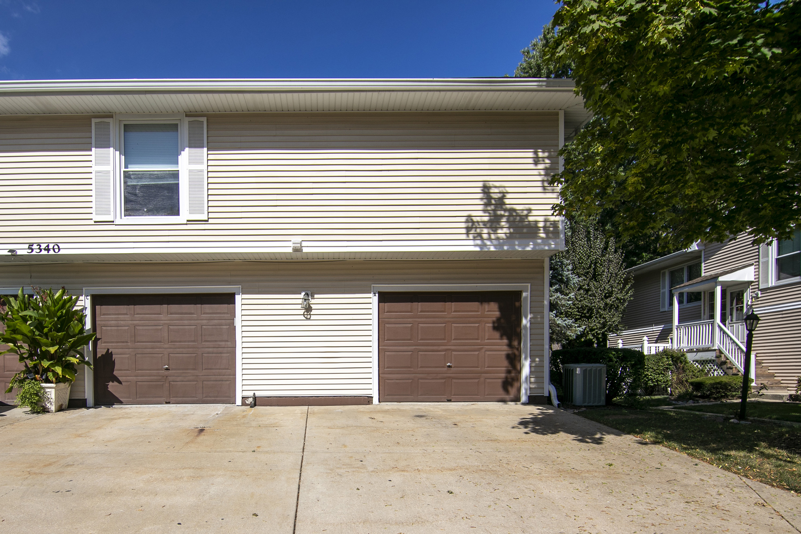 5340 Crescent Lane #C, Oak Forest, IL 60452