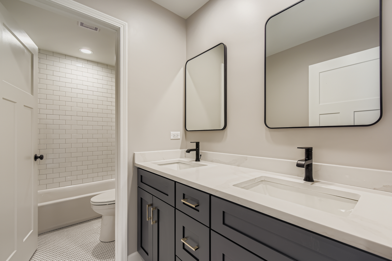 5256 169th Place, Oak Forest, IL 60452