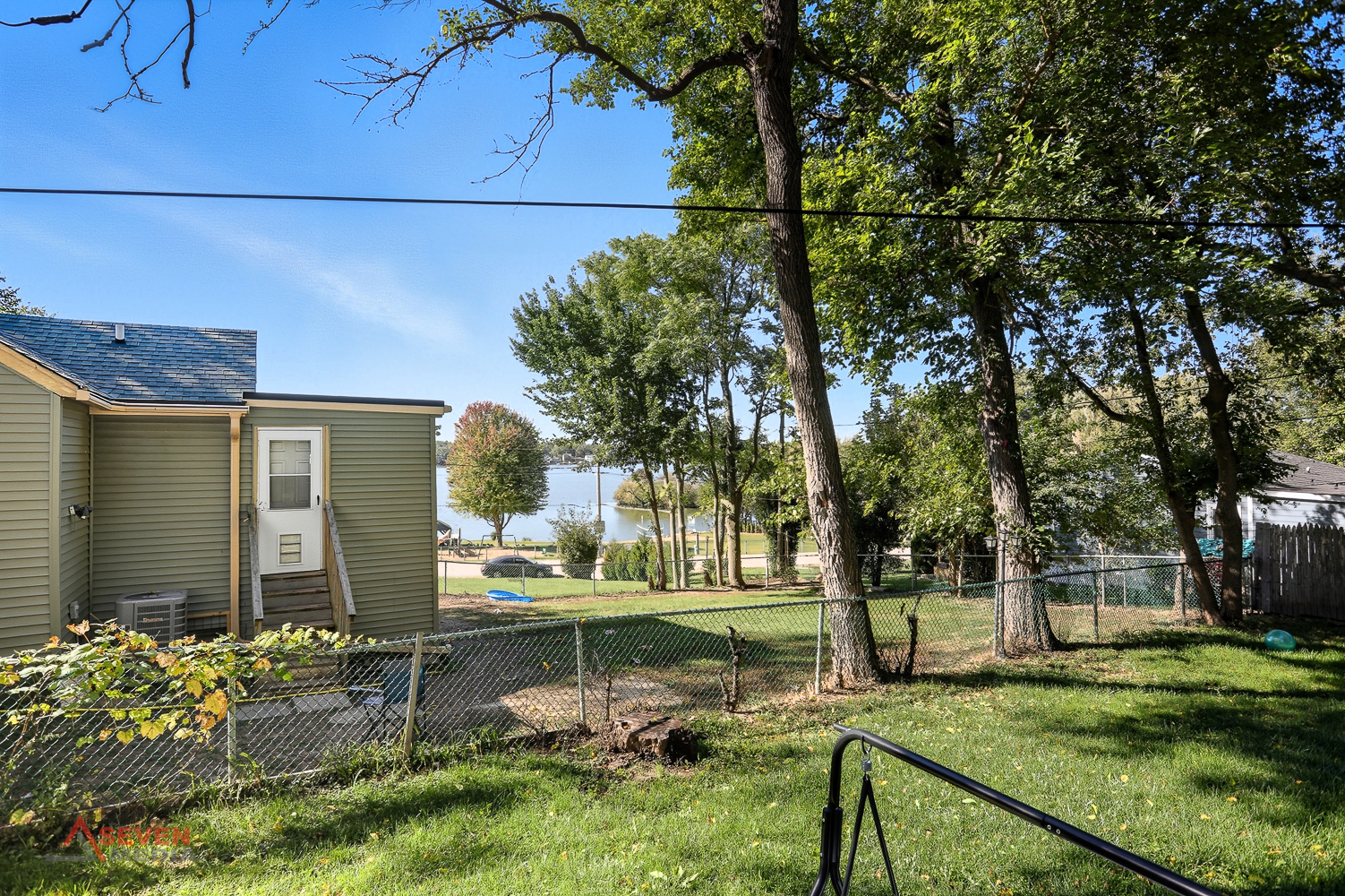 7718 Beach Road, Wonder Lake, IL 60097