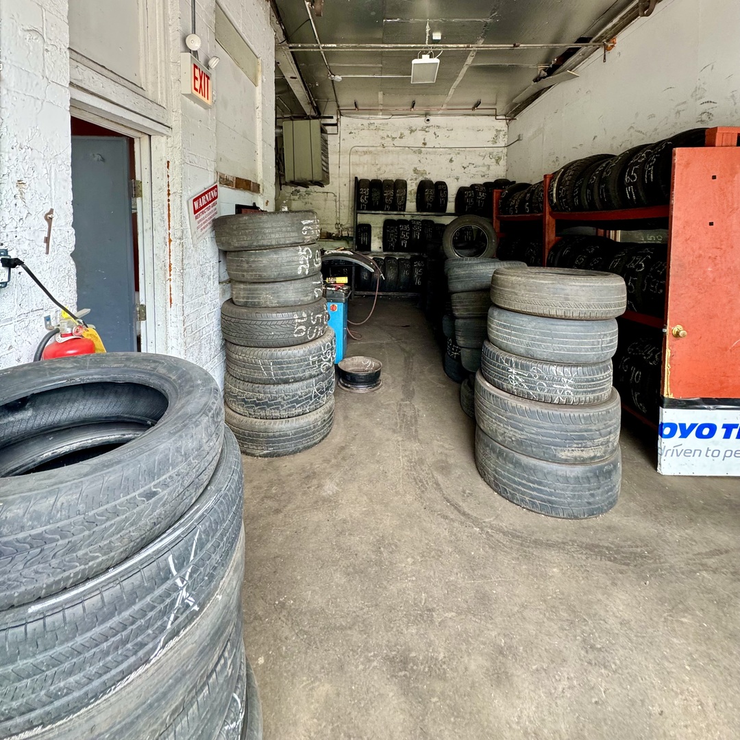 10610 S Vincennes Avenue, Chicago, IL 60643