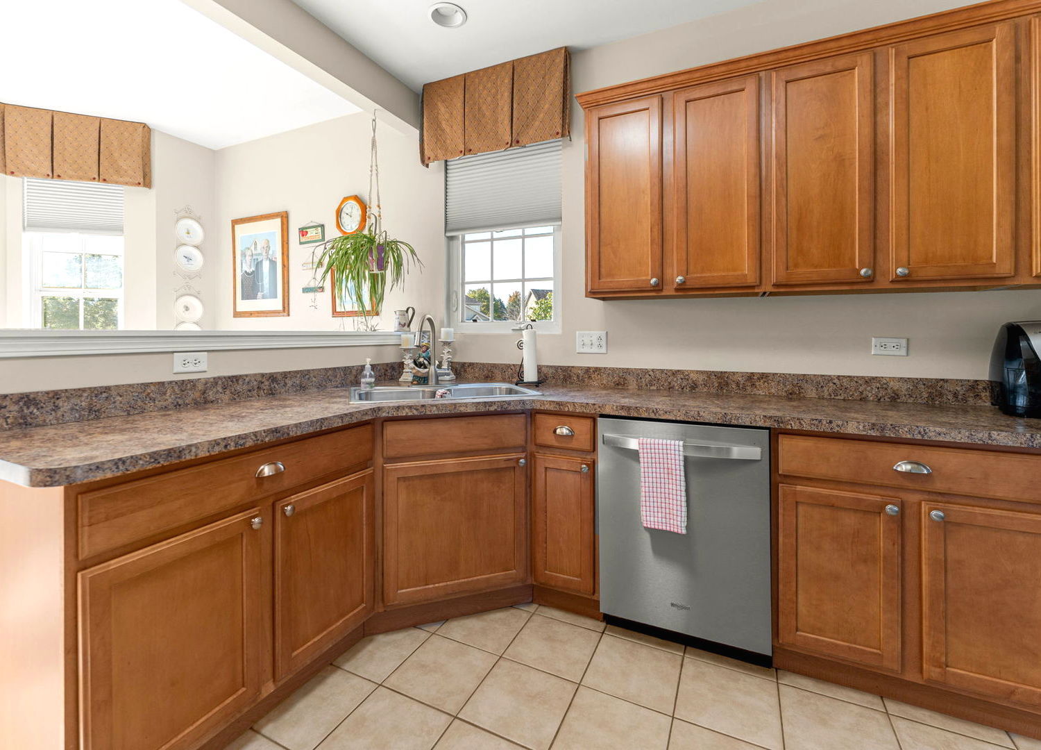15831 Cove Circle, Plainfield, IL 60544