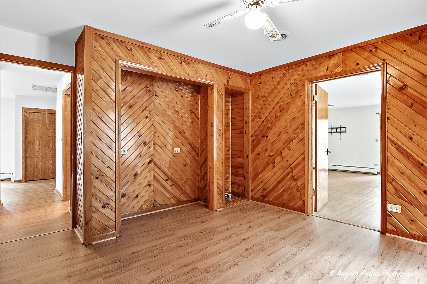 22806 W Loon Lake Boulevard, Antioch, IL 60002