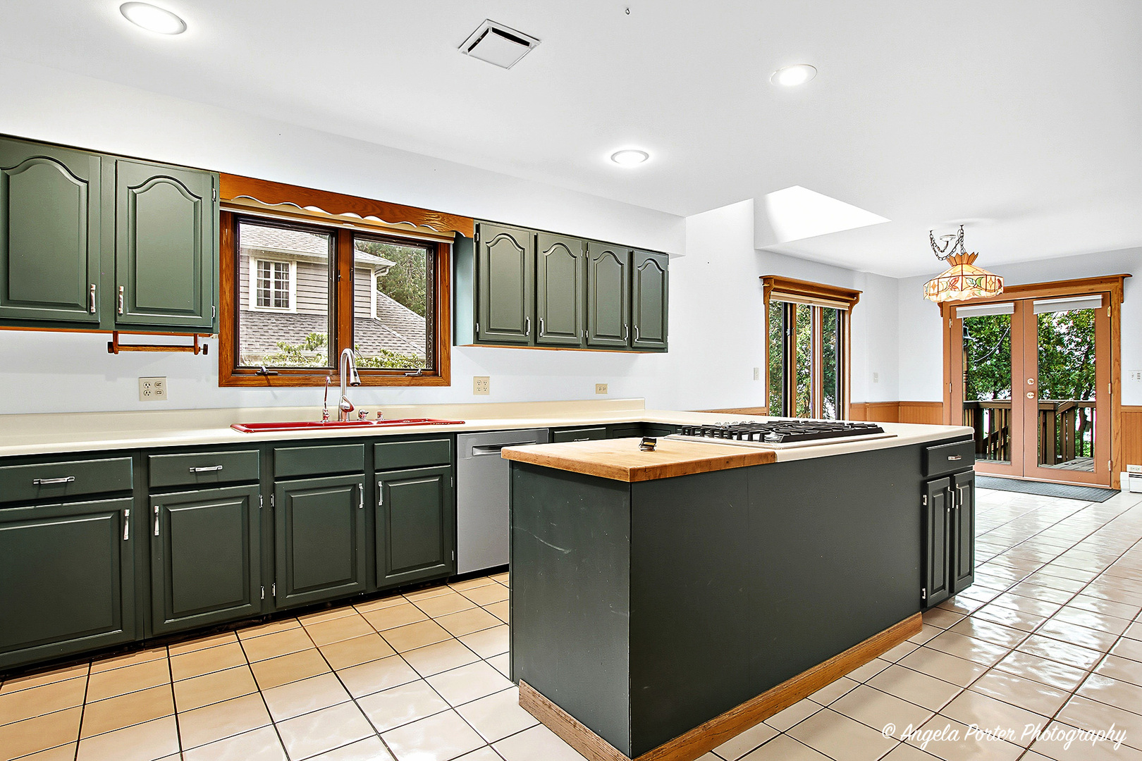 22806 W Loon Lake Boulevard, Antioch, IL 60002