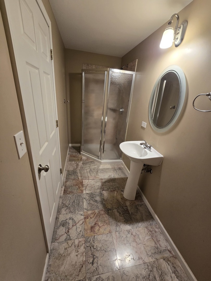 1514 Spring Oaks Drive, Joliet, IL 60431