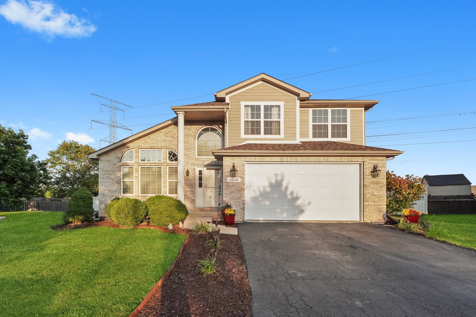 1514 Spring Oaks Drive, Joliet, IL 60431