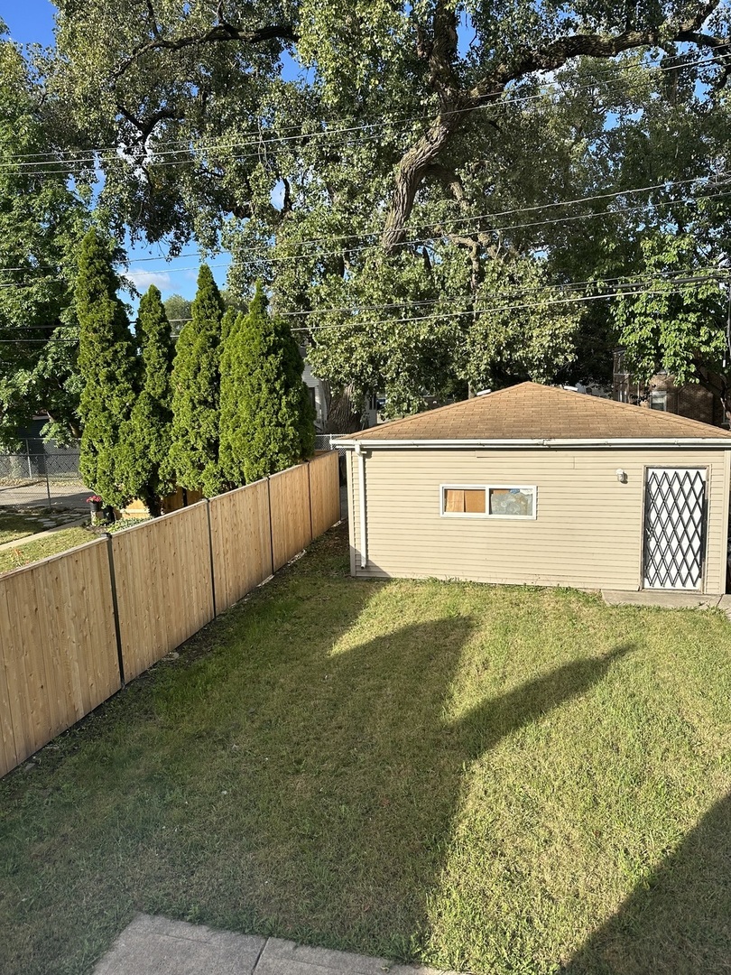 9202 S Lafayette Avenue, Chicago, IL 60620