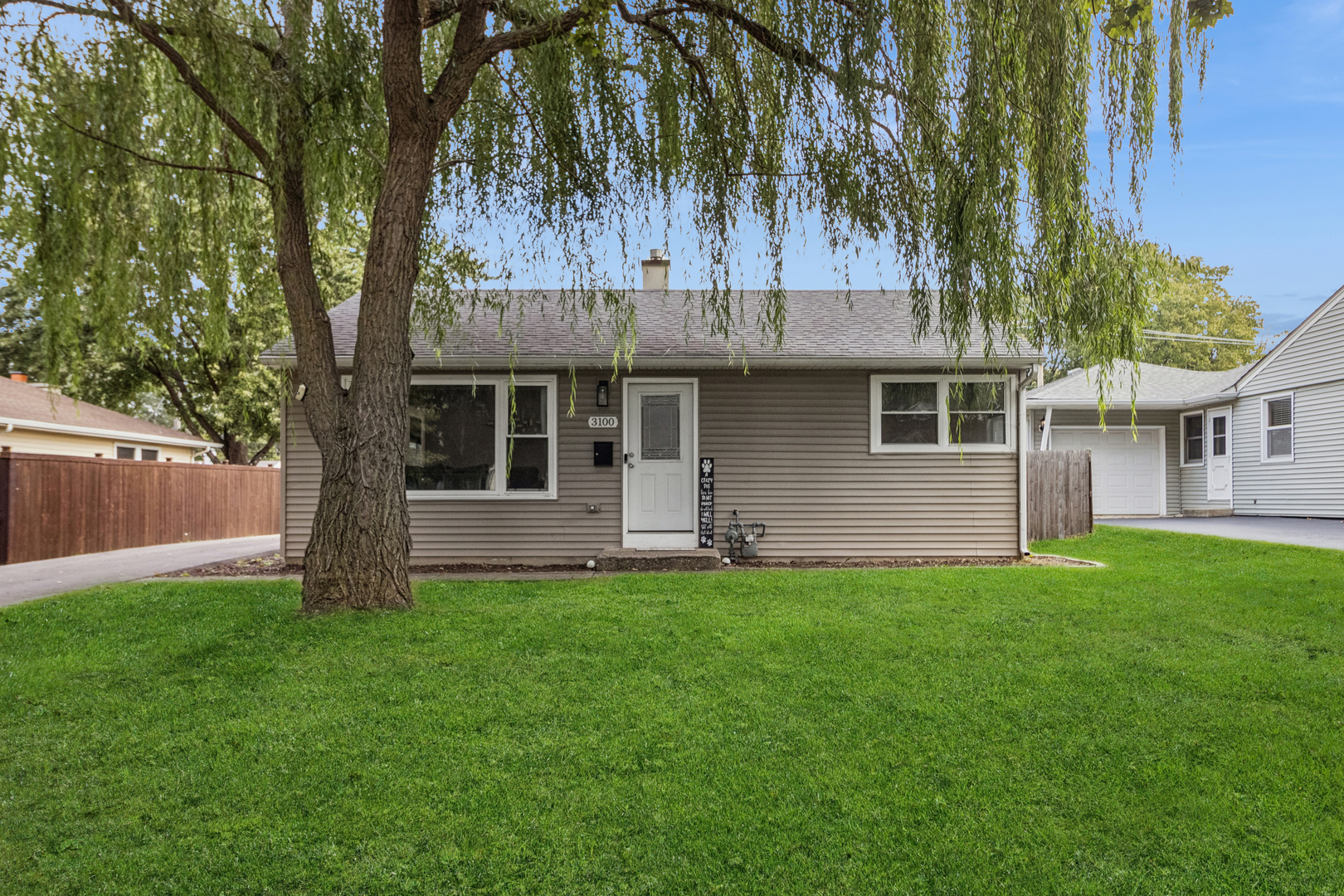 3100 Swallow Lane, Rolling Meadows, IL 60008