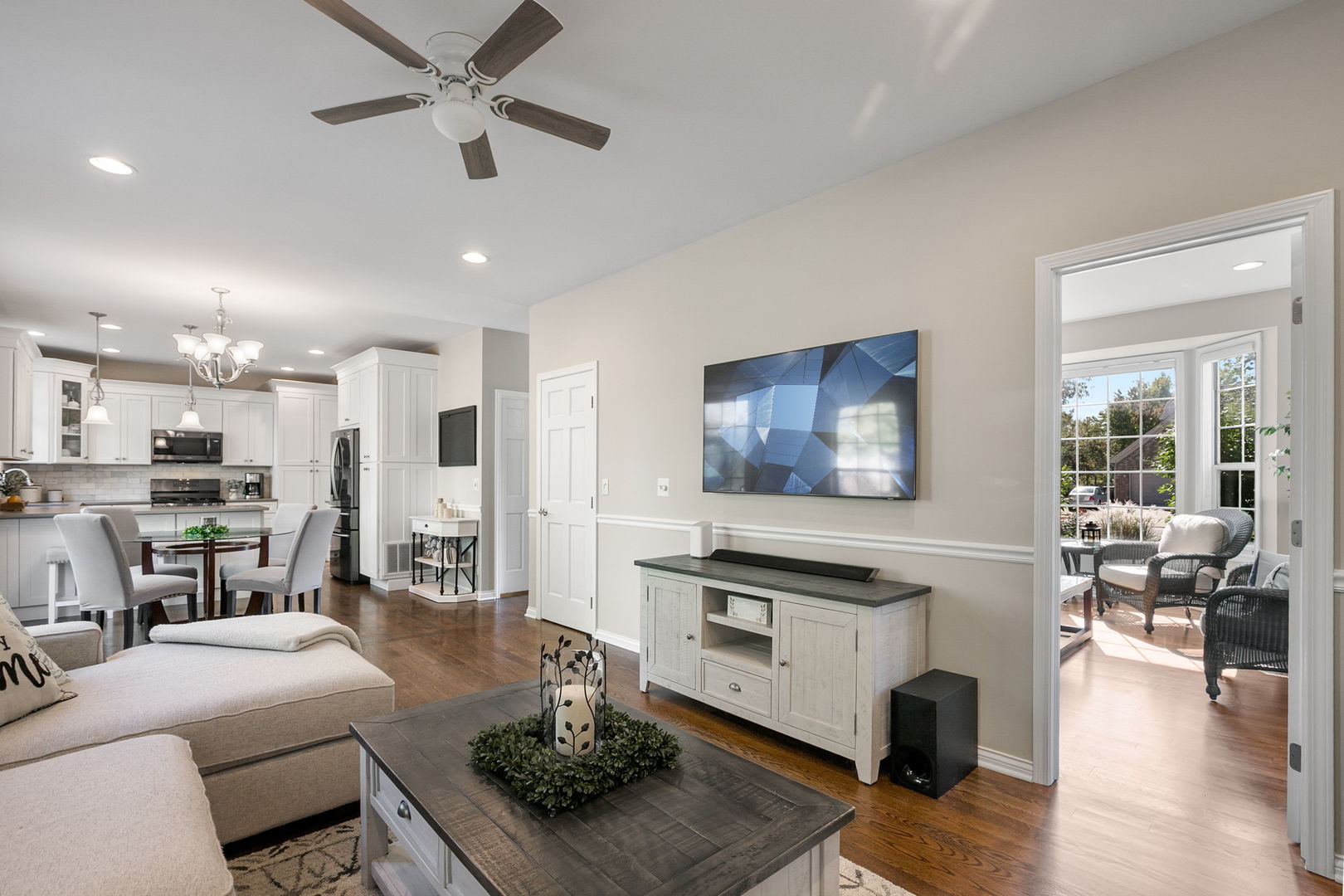 1276 William Drive, Lake Zurich, IL 60047