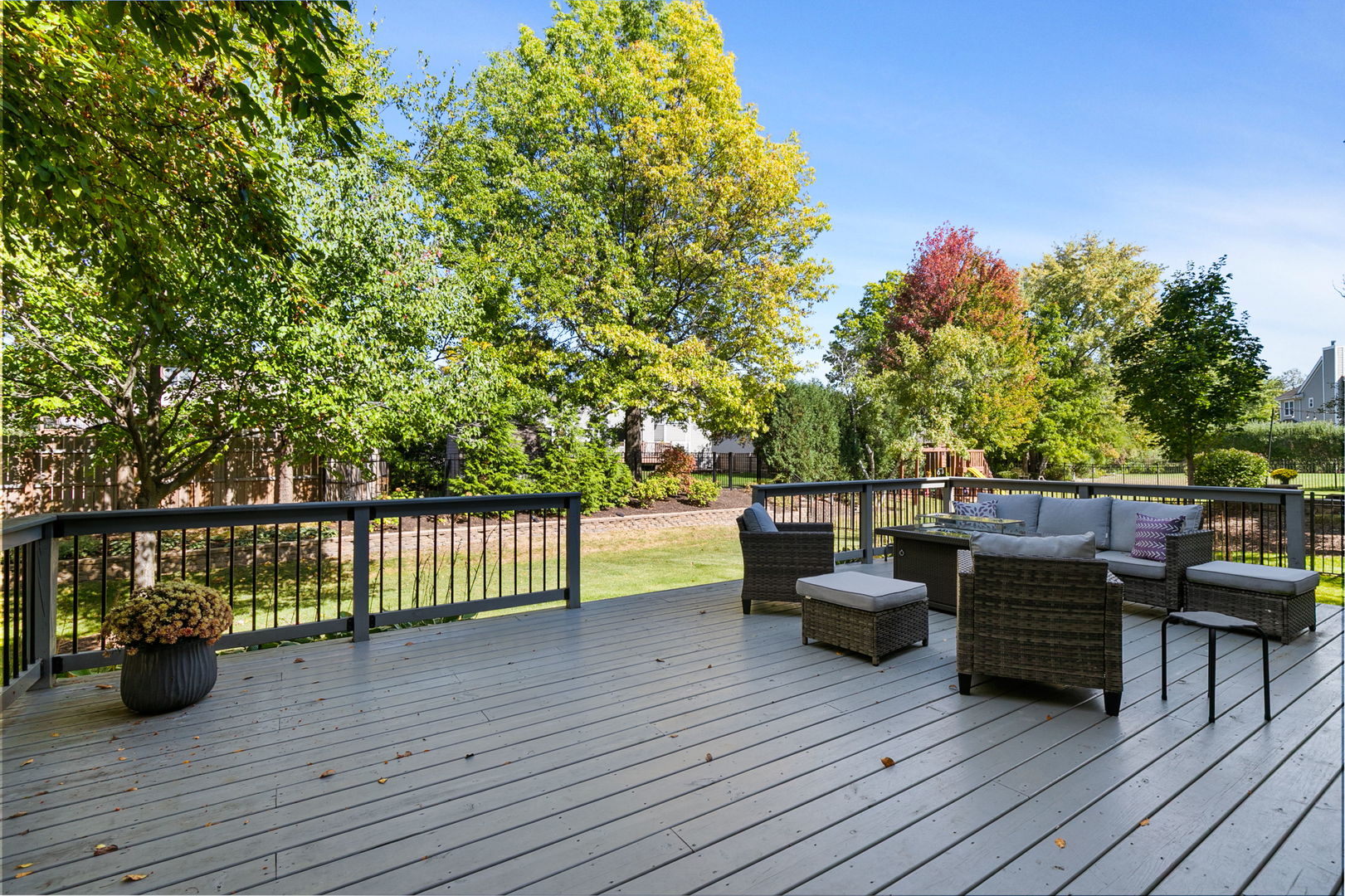 1276 William Drive, Lake Zurich, IL 60047