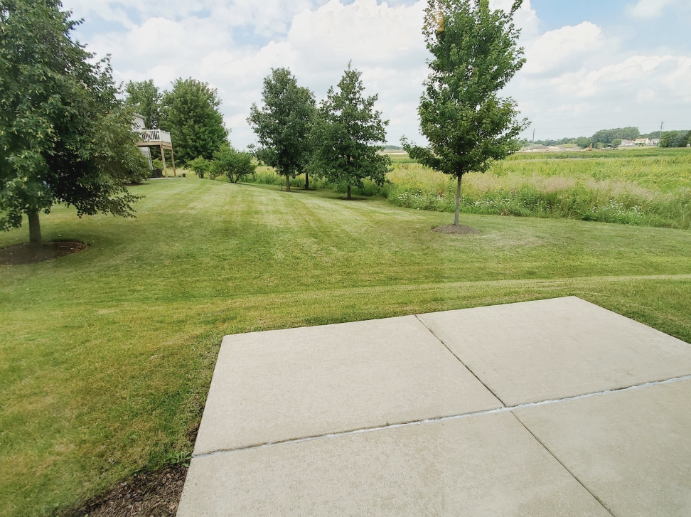 15226 Pinewood Road, Lockport, IL 60441