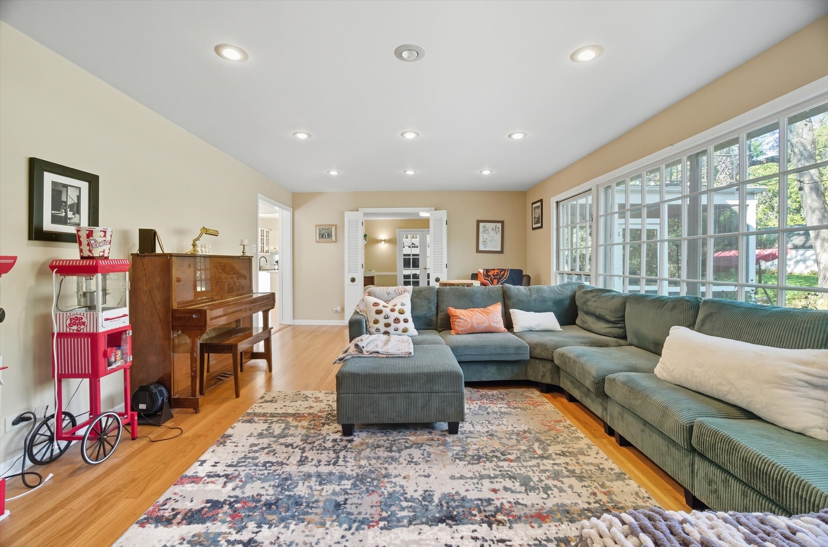 2647 1st Private Road, Flossmoor, IL 60422