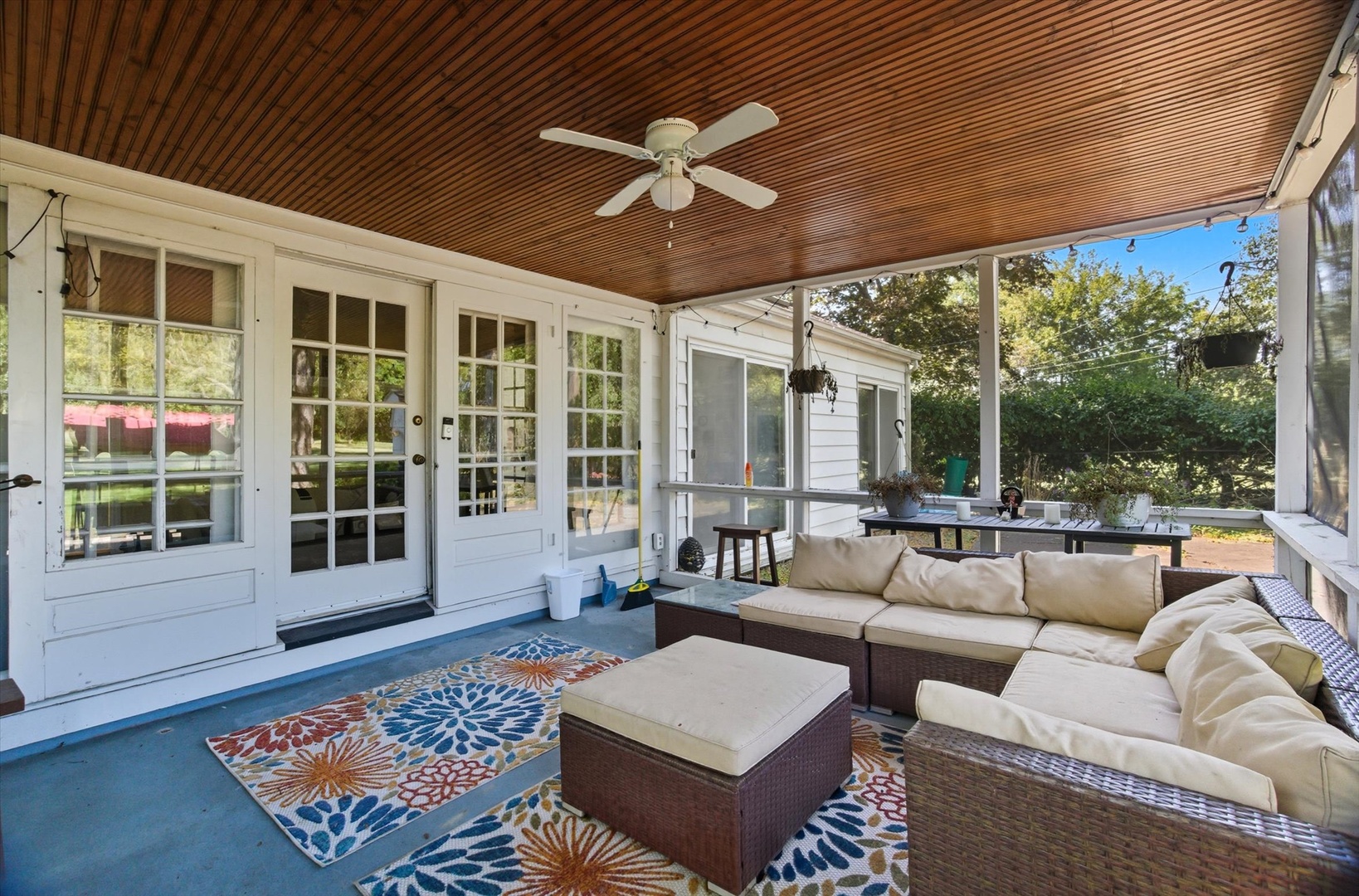 2647 1st Private Road, Flossmoor, IL 60422