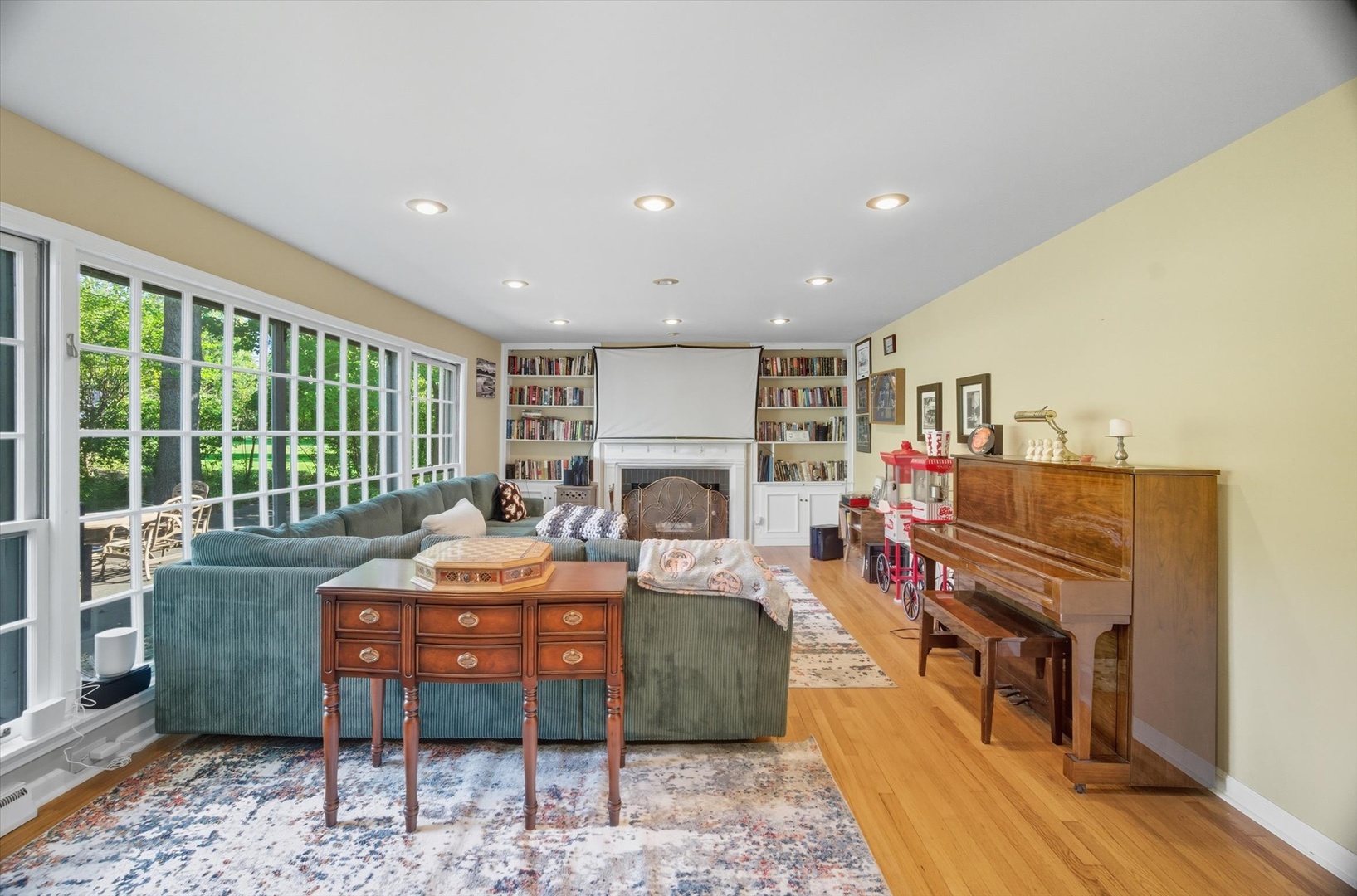 2647 1st Private Road, Flossmoor, IL 60422