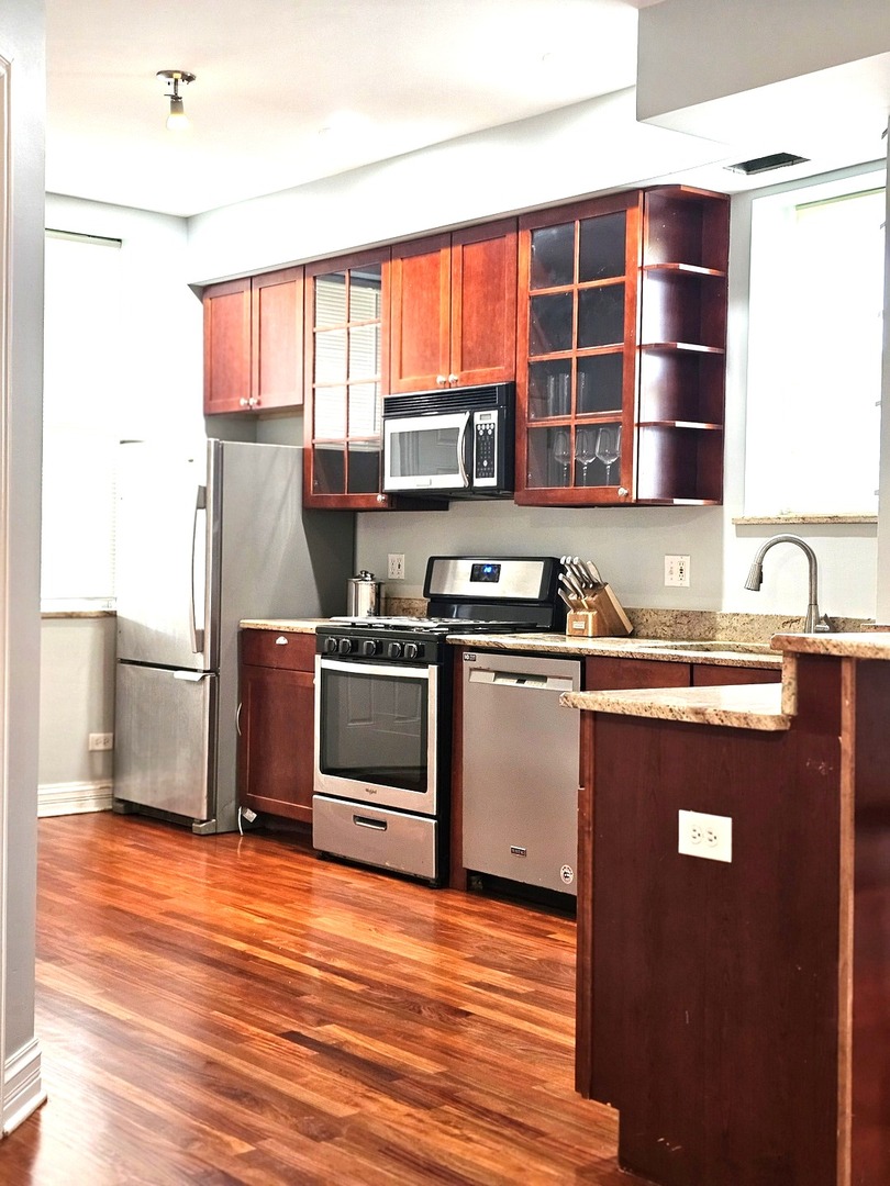 1520 E Marquette Road #2B, Chicago, IL 60637