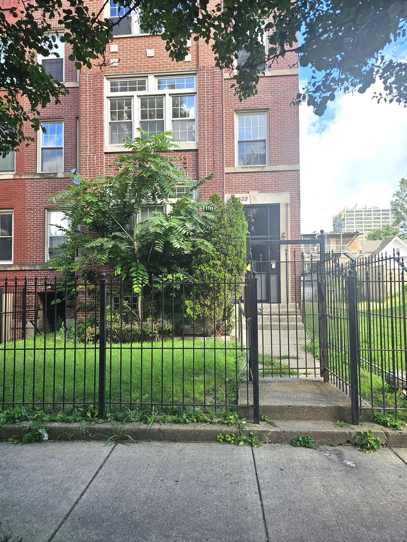 1520 E Marquette Road #2B, Chicago, IL 60637