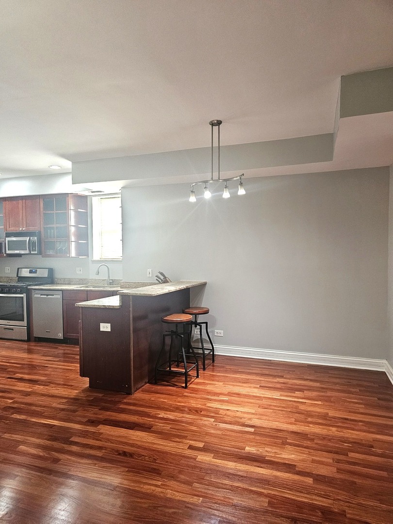 1520 E Marquette Road #2B, Chicago, IL 60637