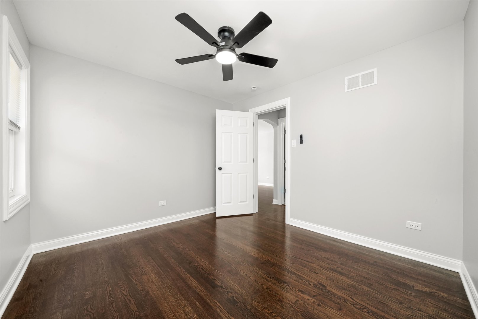 8414 S King Drive, Chicago, IL 60619