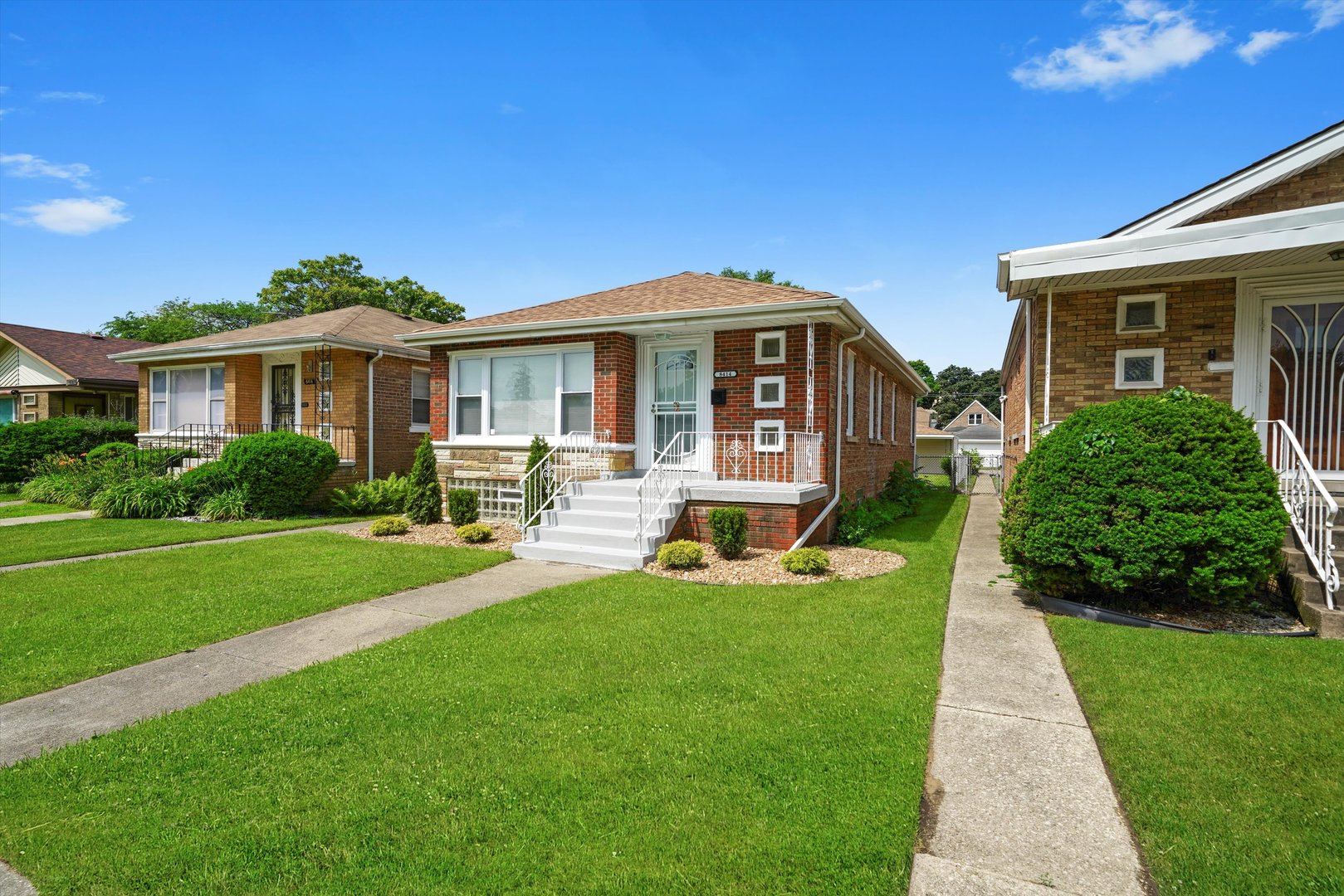 8414 S King Drive, Chicago, IL 60619