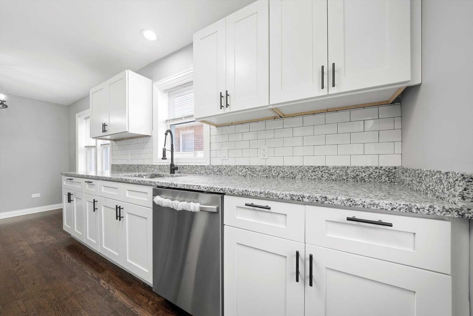 8414 S King Drive, Chicago, IL 60619