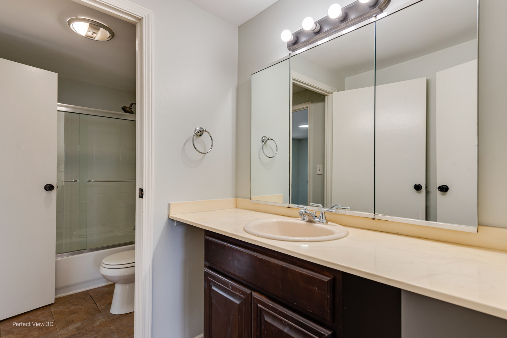 1929 Hastings Court, Schaumburg, IL 60194